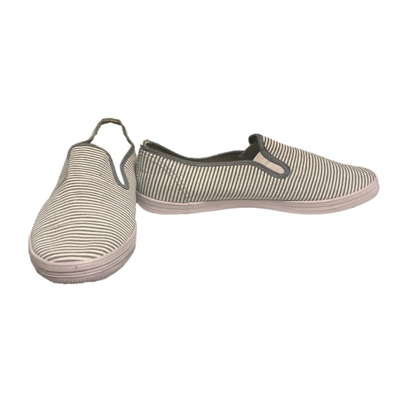 Canvas shoe size 12 women’s - Picture 2 of 4